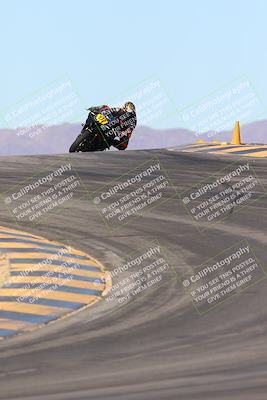 media/Jan-10-2025-CVMA Friday Practice (Fri) [[489e0da257]]/Group 4 and Trackday/Session 3 (Turns 9 and 10)/